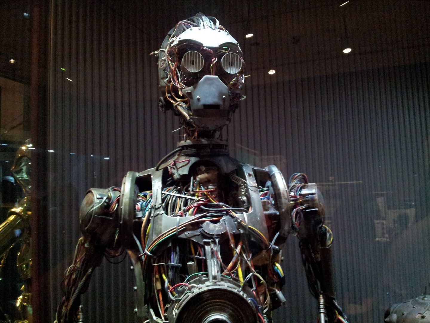 figurine star wars c-3po red arm hauteur 80 cm